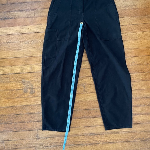 Aritzia Wilfred Free Utility Pants Black Modern High Rise Cropped Women's Sz 6 - Picture 5 of 10